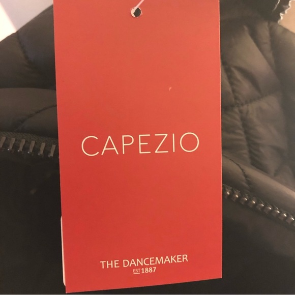 Capezio Technique Backpack new w/o tags - Picture 7 of 9
